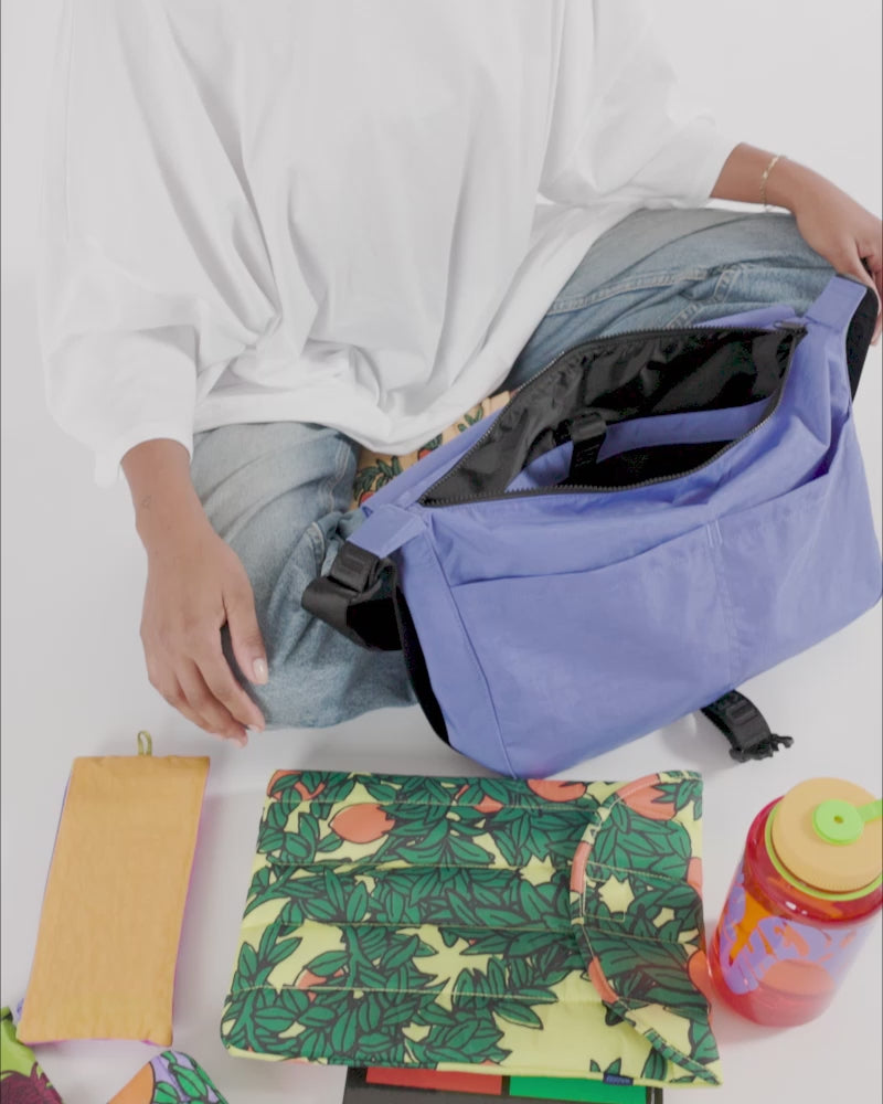 Nylon Messenger Bag Demo Video